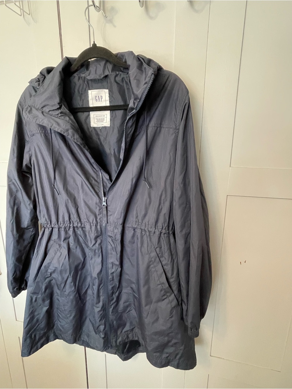 GAP Women's Hooded Utility Anorak Jacket in Navy Blue